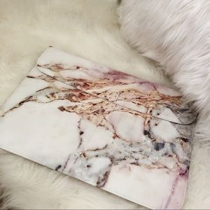 Purple Marble MacBook Laptop Sleeve